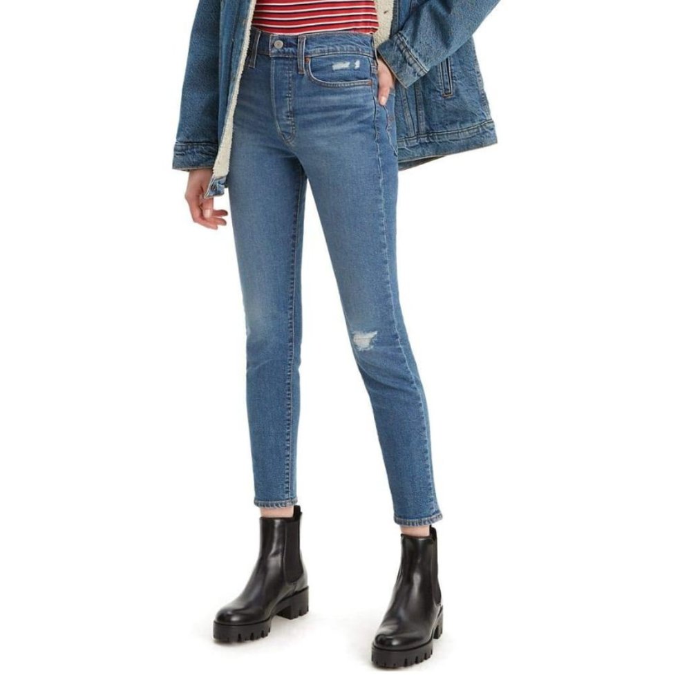 Levis Wedgie Skinny Size 24 00